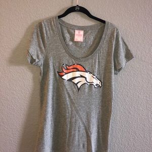 Broncos T-shirt with sequin logo